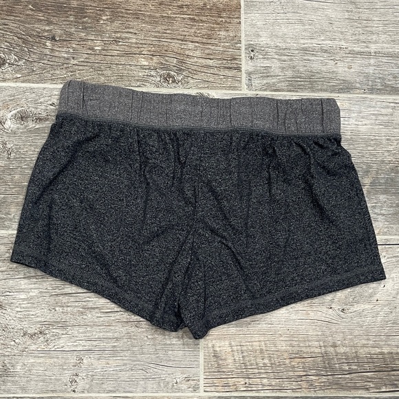 SIDELINE APPAREL ALABAMA CRIMSON TIDE ATHLETIC SHORTS JUNIORS SIZE MEDIUM - Picture 4 of 5